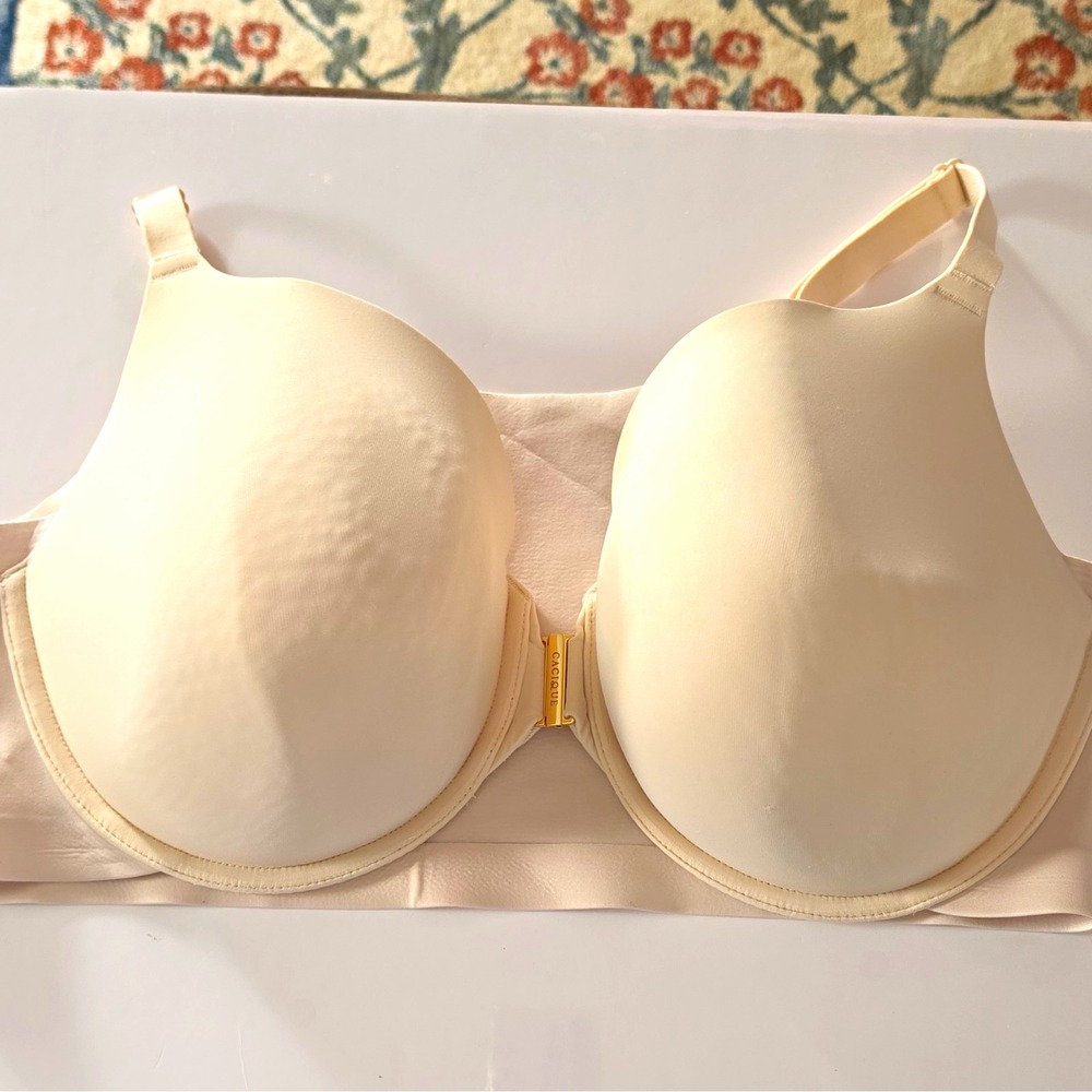 Cacique Beige Underwired Front Closure Lightly lined Full Coverage 42DDD